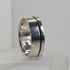 ANILLO DE PLATA CON FRANJA NEGRA 6038 - comprar online