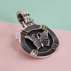 MEDALLA PLATA Y ORO MACIZA CON MARIPOSA EN RELIEVE 5802