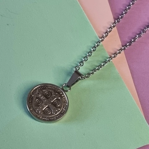 SAN BENITO CADENA CON DIJE DE ACERO 6290