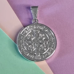 SAN BENITO DIJE ACERO BLANCO MEDIANO 6294 - comprar online
