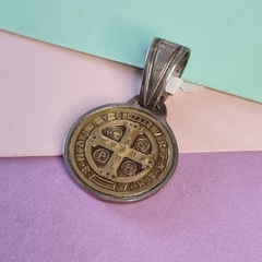 SAN BENITO MEDALLA MEDIANA PLATA Y ORO COD. 150