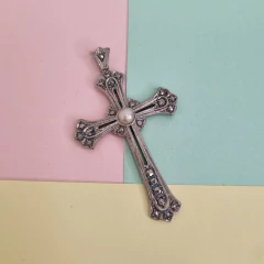 BELLISIMA CRUZ DE PLATA, ANTIGUA CON MARCASITAS 5×3 CM COD: 6001