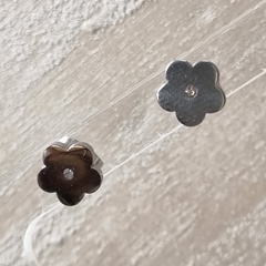 AROS ACERO QUIRURGICO FLOR CHICOS CON CUBIC 6571