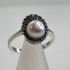 ANILLO DE PLATA TAILANDÉS CON MARCASITAS Y PERLA NATURAL COD: 6710