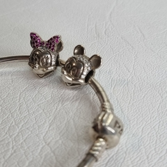 PULSERA ESCLAVA ESTILO PANDORA CON CHARM MINNI Y MICKEY DISNEY 9025K en internet