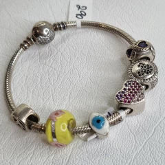 PULSERA ESTILO PANDORA CON DIJES COMPLETA 8035P - comprar online