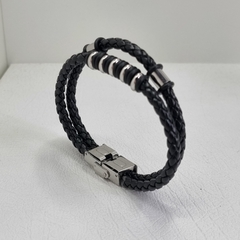 PULSERA DE CUERO CON DONAS DE ACERO QUIRÚRGICO COD: 6983