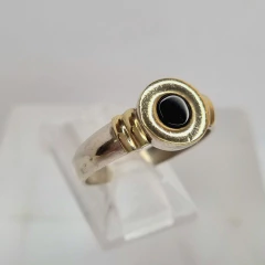 ANILLO DE PLATA 925 Y ORO CON ONIX COD: 7622 - comprar online