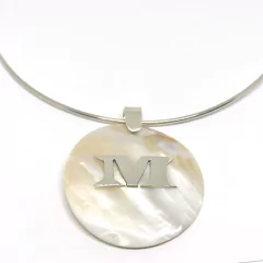 CONJUNTO PROMOCION COLLAR RIGIDO Y MEDALLA INICIAL EN NACAR J572/J999