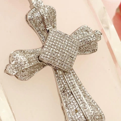 IMPONENTE CRUZ PLATA Y PAVEE DE CUBICS K2262 - tienda online