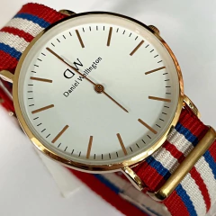 RELOJ GENEVE CON MALLA DE TELA ROJO GW799