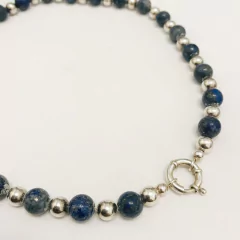 COLLAR LAPISLÁZULI Y PLATA CON MARINERO J635 en internet