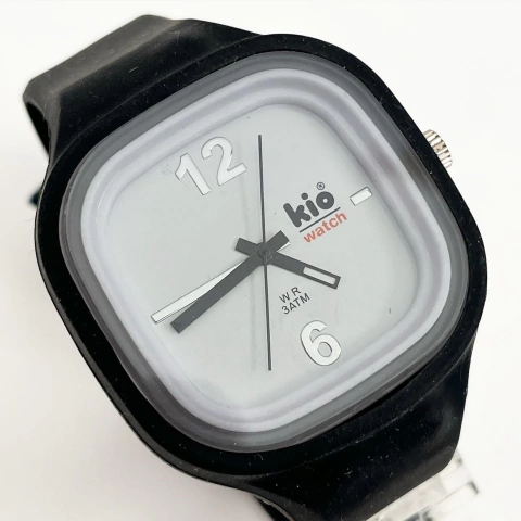 RELOJ KIO CUADRADO MALLA SILICONA 720525