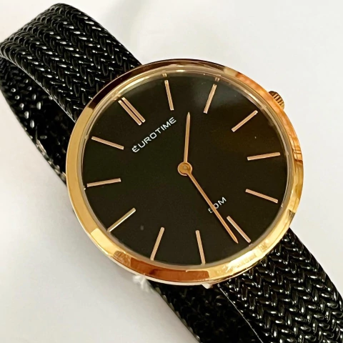RELOJ EUROTIME MESHBAND NEGRO Y D DAMA 12/5044.44