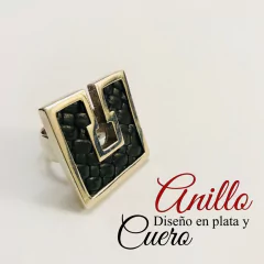 ANILLO CUADRADO PLATA Y CUERO 2248