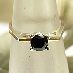 ANILLO SOLITARIO PLATA ORO Y ONIX NEGRO K1874 - comprar online