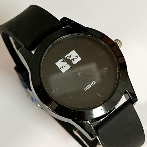 RELOJ MONTREAL SILICONA NEGRA CHICO MW235N