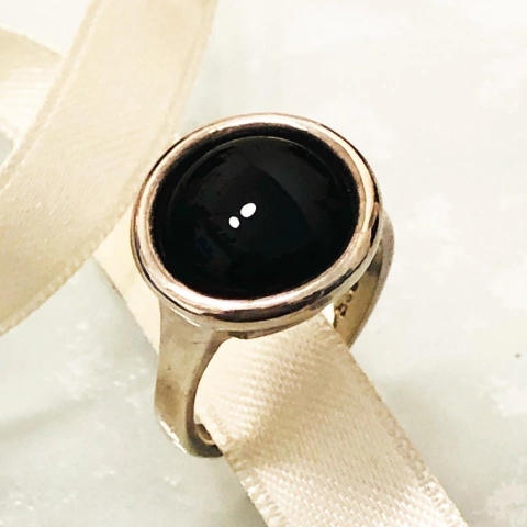 ANILLO PLATA Y ONIX NATURAL REDONDO CABUJON T2695