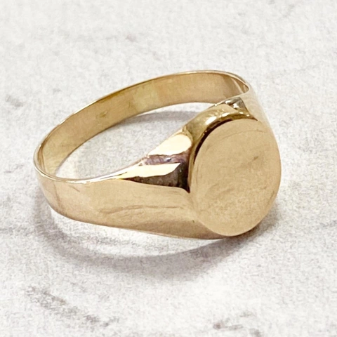 Anillo Sello en oro 18k