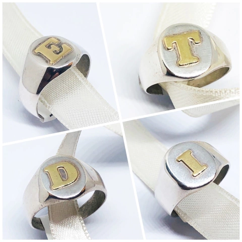 ANILLO SELLO DE PLATA CON INICIAL EN ORO PROMOCIÓN 9527