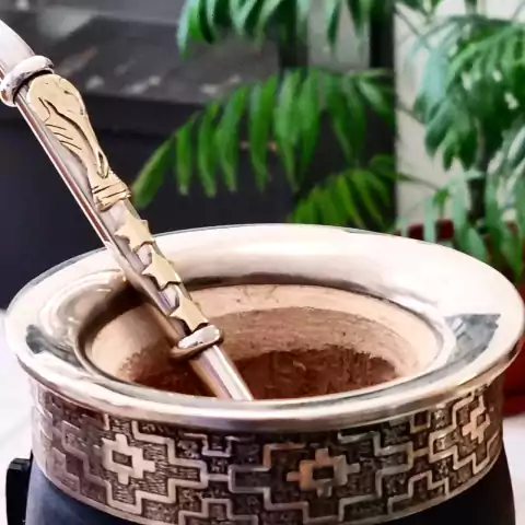 BOMBILLA COPA Y ESTRELLAS ALPACA Y BRONCE HECHA A MANO