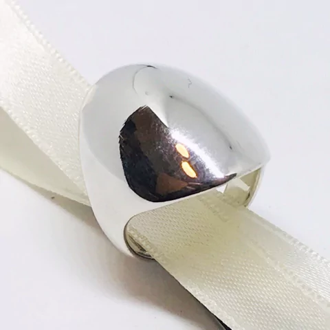ANILLO INFLADO BOLA CABUJON PLATA J172