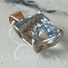 DIJE COLGANTE PLATA ARTESANAL CON AGUAMARINA RECTANGULAR NATURAL K1270 - comprar online