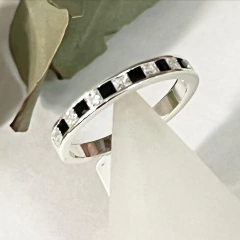 ANILLO MEDIO SIN FIN ZAFIRO CUBICS EN PLATA ITALIANO K2477