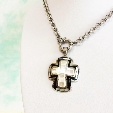 CRUZ DE ACERO Y NÁCAR TAILANDIA ARTESANAL COD: 5161 - comprar online