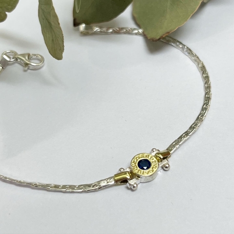 PULSERA PLATA Y ORO BUL CON ZAFIRO AZUL K1509