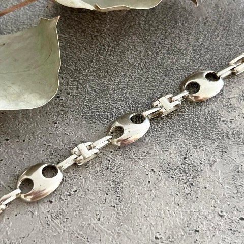 PULSERA PLATA CON DETALLES DE ESLABON GUC K1879