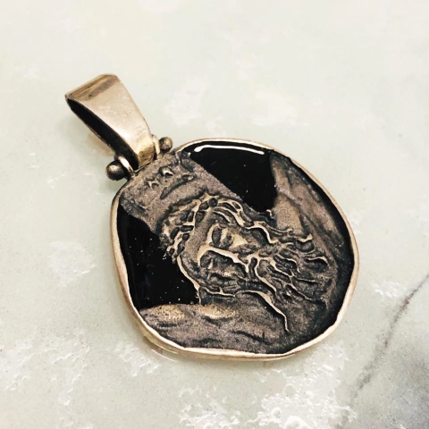 MEDALLA SAGRADO CORAZON DE JESUS CON ESMALTE 7525