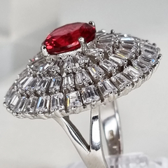 IMPORTANTE ANILLO PLATA RODINADA CUBICS Y RUBI CENTRAL 4242 - DEBERNARDI - Joyeria Debernardi