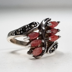 ANILLO PLATA Y RAIZ DE RUBI TAILANDIA COD 1308