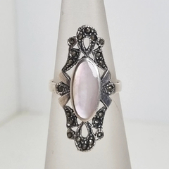 ANILLO PLATA Y MARCASITAS CON NACAR ESTILO ANTIGUO 4004