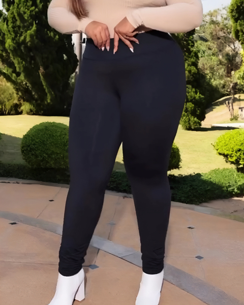 Calça Legging Suplex Básica Preta PLUS SIZE G1 G2 G3 - comprar online