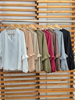 2702 blusa cey volado - comprar online