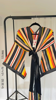 Kimono con Mangas Japonesas de Seda Rayada Coleccion Especial Invierno 2024 en internet