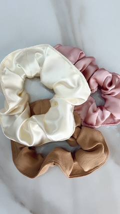 Imagen de Pack de 3 Scrunchie Chuflines Moda Accesorios