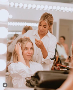 Kimono de seda saten de Novia con volados especial para ajuar de boda Blanco Especial Influencer Jus Rolon - tienda online