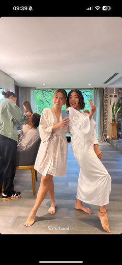 Imagen de Kimono Largo con Mangas Japonesas NOVIA de sedita Saten con spandex Liso Blanco