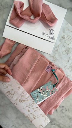 Kimono de seda gamuzada de Novia con volados especial para ajuar de boda ROSA VIEJO - tienda online
