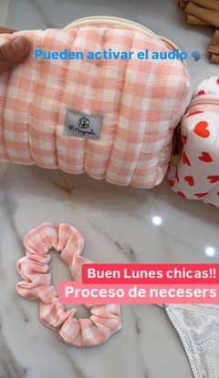Neceser Super Elegante hecho con telas de alta calidad Femenino y con estilo Para llevar Make Up TELAS OPACAS - OhMagnoliaKimonos