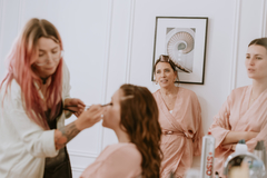 Kimono de seda gamuzada de Novia con volados especial para ajuar de boda ROSA VIEJO - OhMagnoliaKimonos
