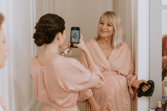Kimono de seda gamuzada de Novia con volados especial para ajuar de boda ROSA VIEJO - comprar online
