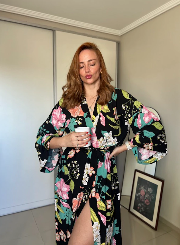 Kimono Largo con Mangas Japonesas de Algodon Estampado Negro Estampa Hawai