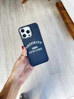 Funda BROOKLYN NEGRA - Modo Avion ✈ 
