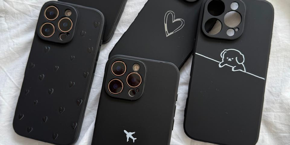 <p><b><strong style="font-size: 24px">FUNDAS BLACK</strong></b></p>