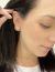 Brinco Ear Cuff garras cravejadas de zircônias cristais e coloridas na internet