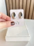 Brinco oval tipo Ear Hook liso banho ouro e ródio branco na internet